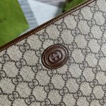 GUCCI POUCH WITH INTERLOCKING G BROWN 12IN/30.5CM 672953 92TCG 8563