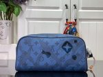 louis-vuitton-keepall-bandouliere-35-bag-dopp-kit-1